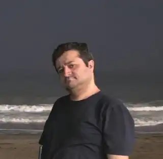 خط سفید سید علی طباطبایی  @Kheyzaran