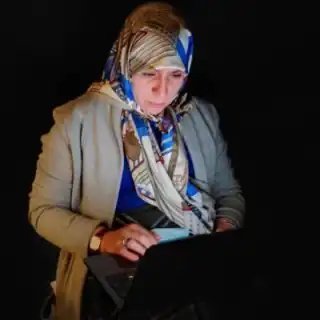 خط سفید فرشته صادقی  @Fresh_sadegh