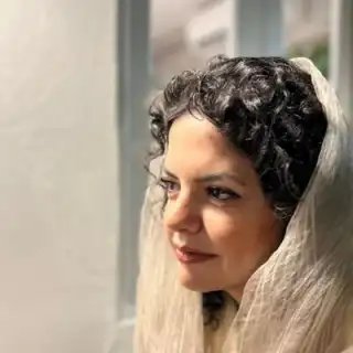 خط سفید نعیمه عطامنش  @naime_atamanesh