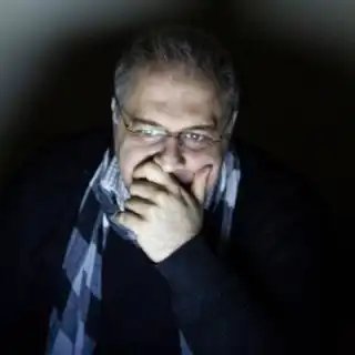 خط سفید شهریار شمس مستوفی  @Ariamostofi