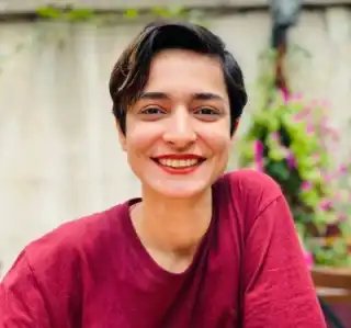 خط سفید سمانه اصغری  @Ashghari_samaneh