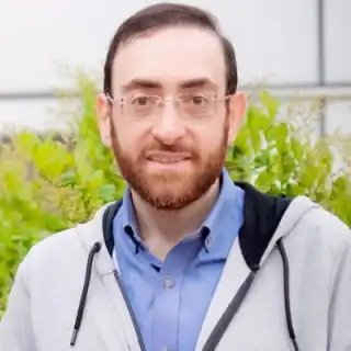 خط سفید وحید خرمیان  @vahidkhoramian