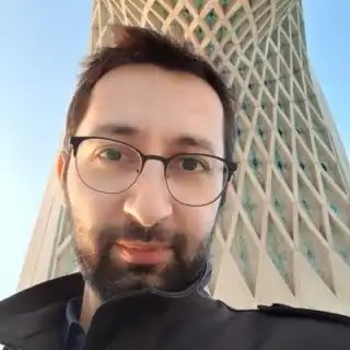 خط سفید آریا یونسی  @AryaYounesi